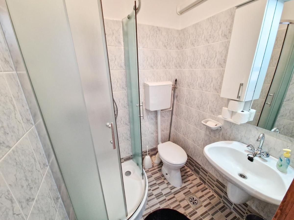 Weinberger Vendeghaz Hotel Zamárdi Buitenkant foto