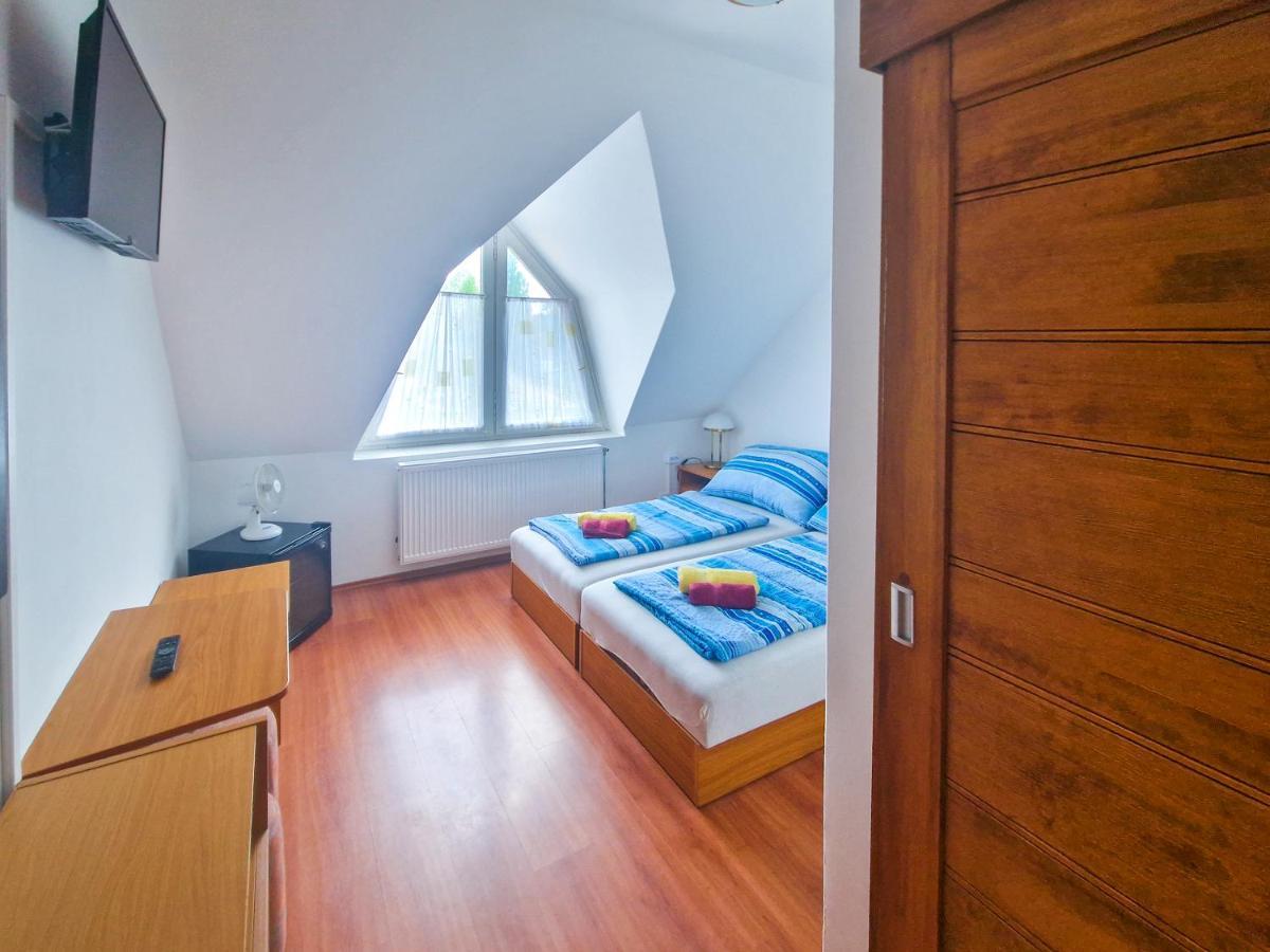 Weinberger Vendeghaz Hotel Zamárdi Buitenkant foto