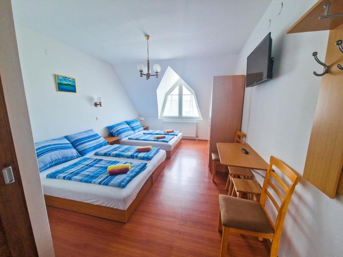 Weinberger Vendeghaz Hotel Zamárdi Buitenkant foto