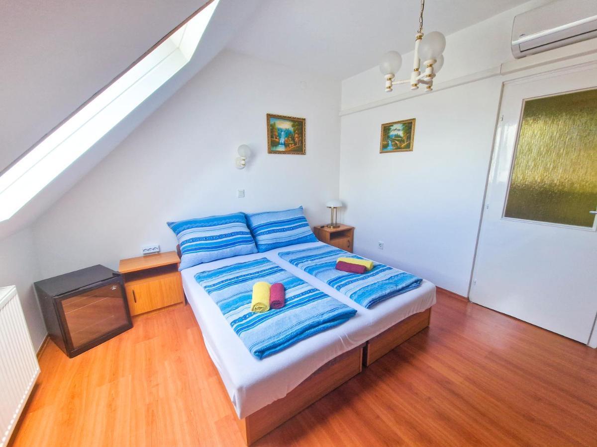 Weinberger Vendeghaz Hotel Zamárdi Buitenkant foto