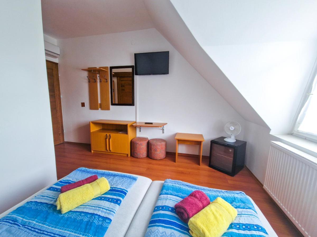 Weinberger Vendeghaz Hotel Zamárdi Buitenkant foto