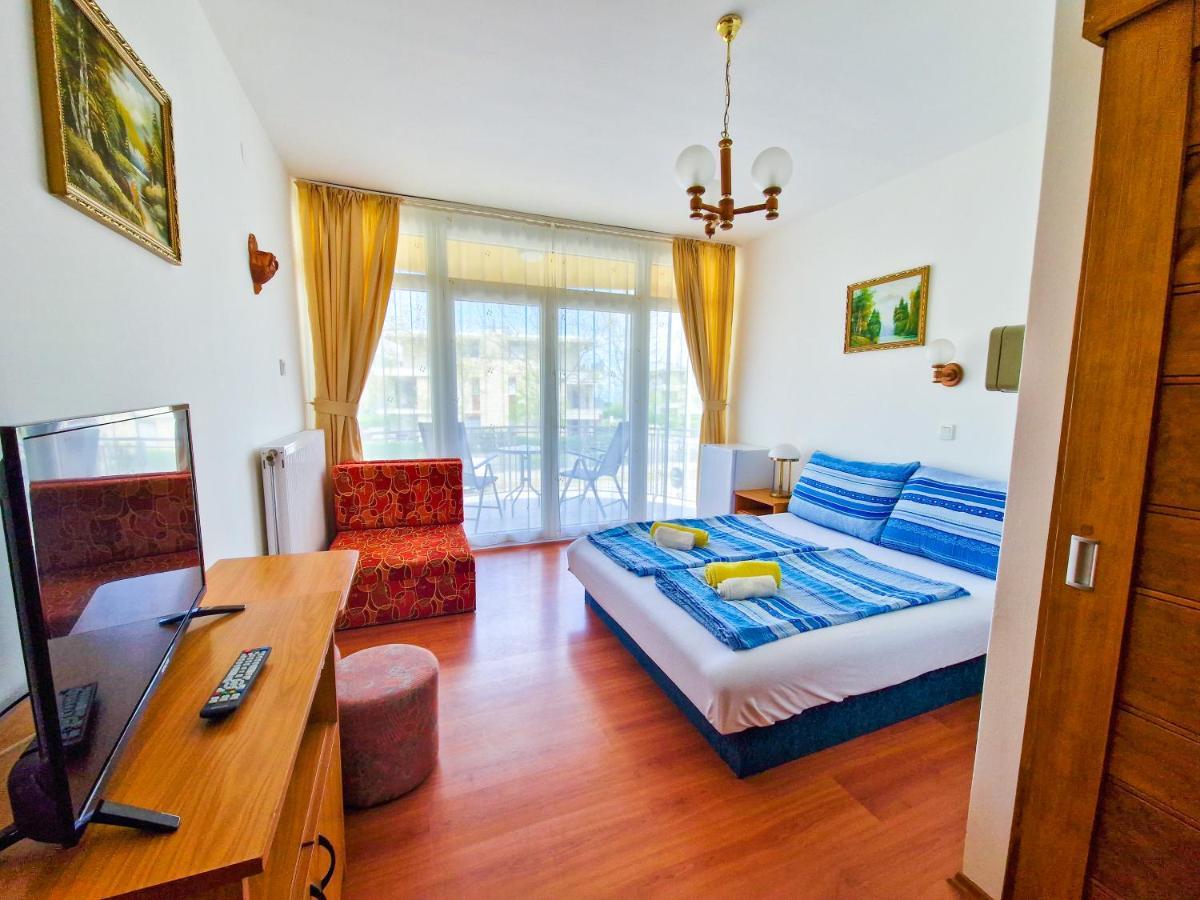 Weinberger Vendeghaz Hotel Zamárdi Buitenkant foto