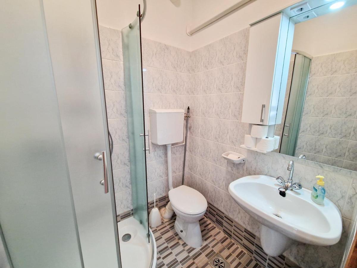 Weinberger Vendeghaz Hotel Zamárdi Buitenkant foto
