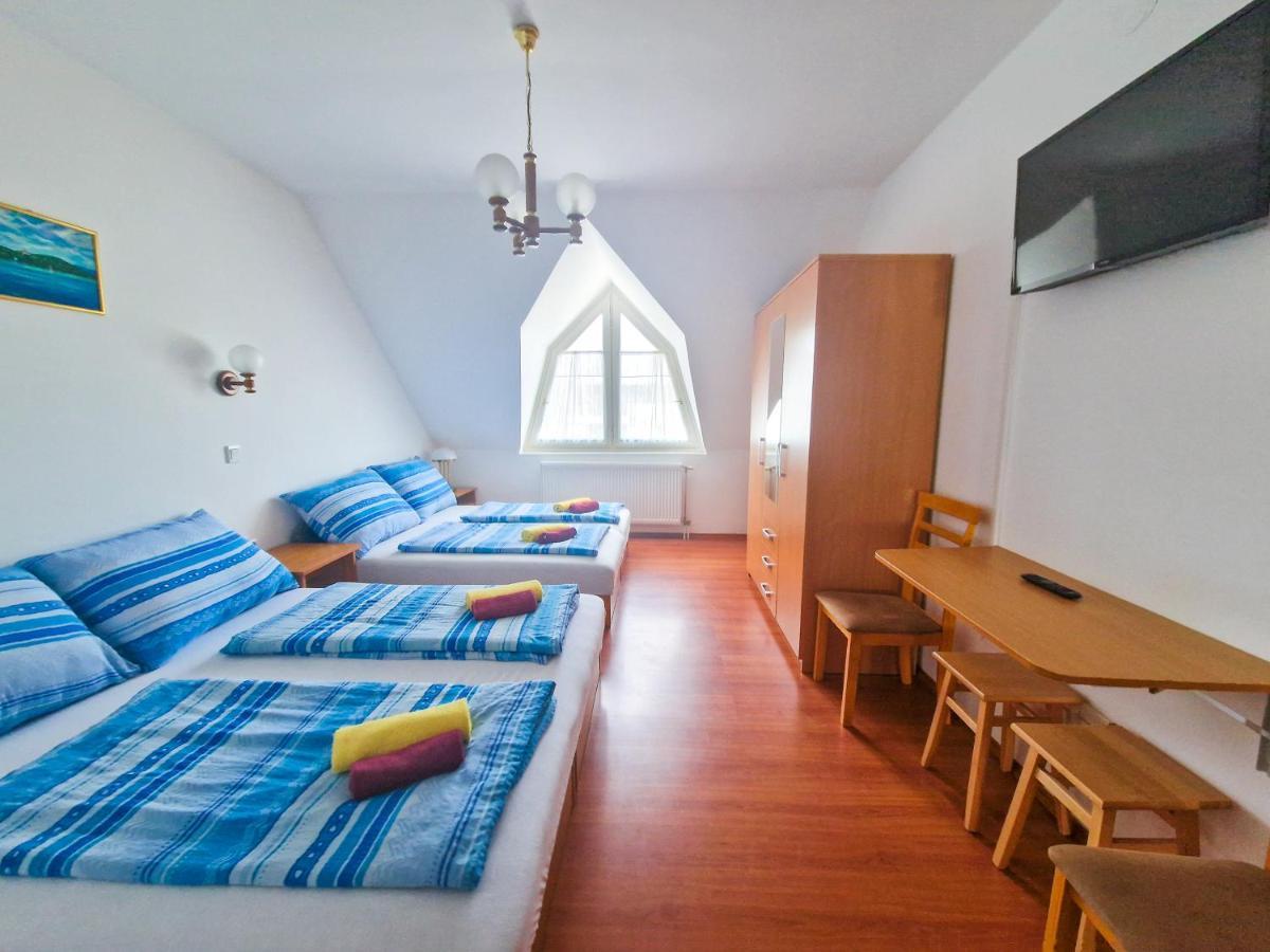 Weinberger Vendeghaz Hotel Zamárdi Buitenkant foto