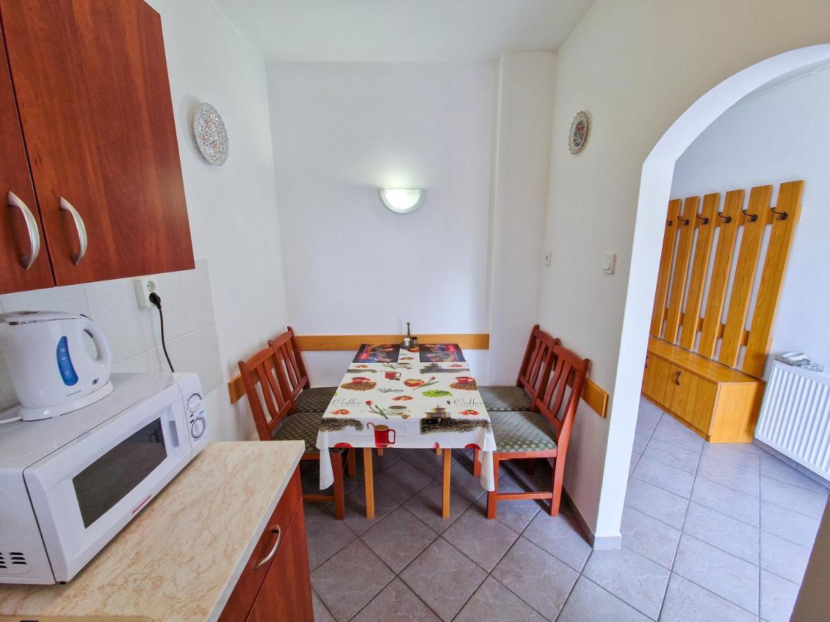 Weinberger Vendeghaz Hotel Zamárdi Buitenkant foto