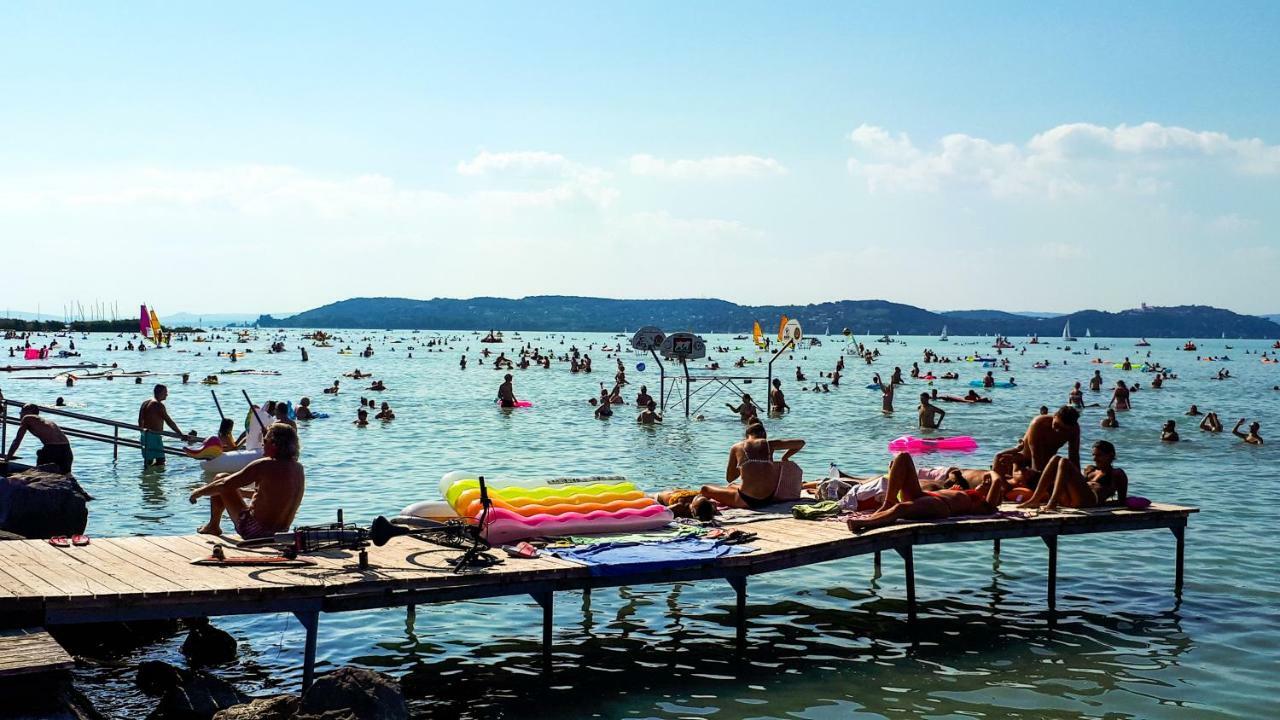 Weinberger Vendeghaz Hotel Zamárdi Buitenkant foto